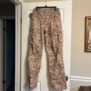 USMC Defender M FR Combat Ensemble Trouser Desert Marpat NWT (size S-L)
